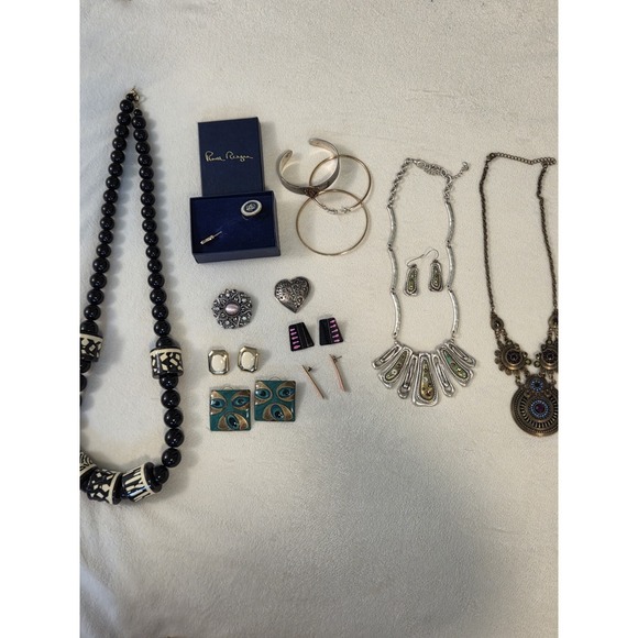 Jewelry - Vintage Modern Jewelry Lot